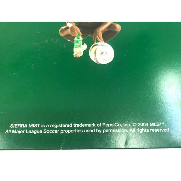 2004 MLS Freddy Adu Sierra Mist x Papa Ginos School Folder - Picture 6 of 6